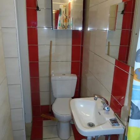 Orfeas Guest house *