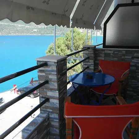 Casa de hóspedes Orfeas 4*